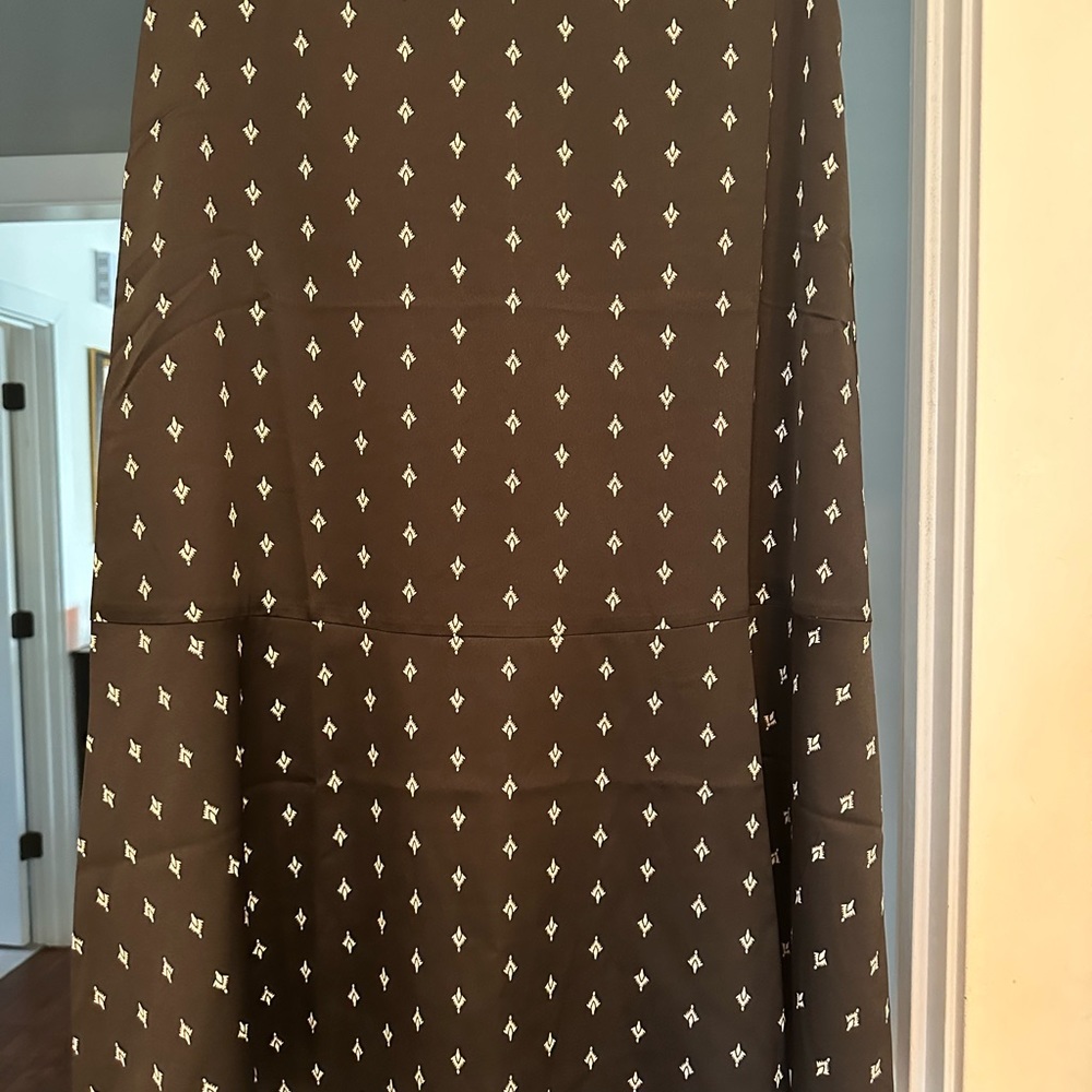 Loft midi skirt - New with Tags